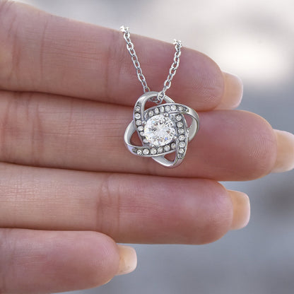 Infinite Friendship Knot